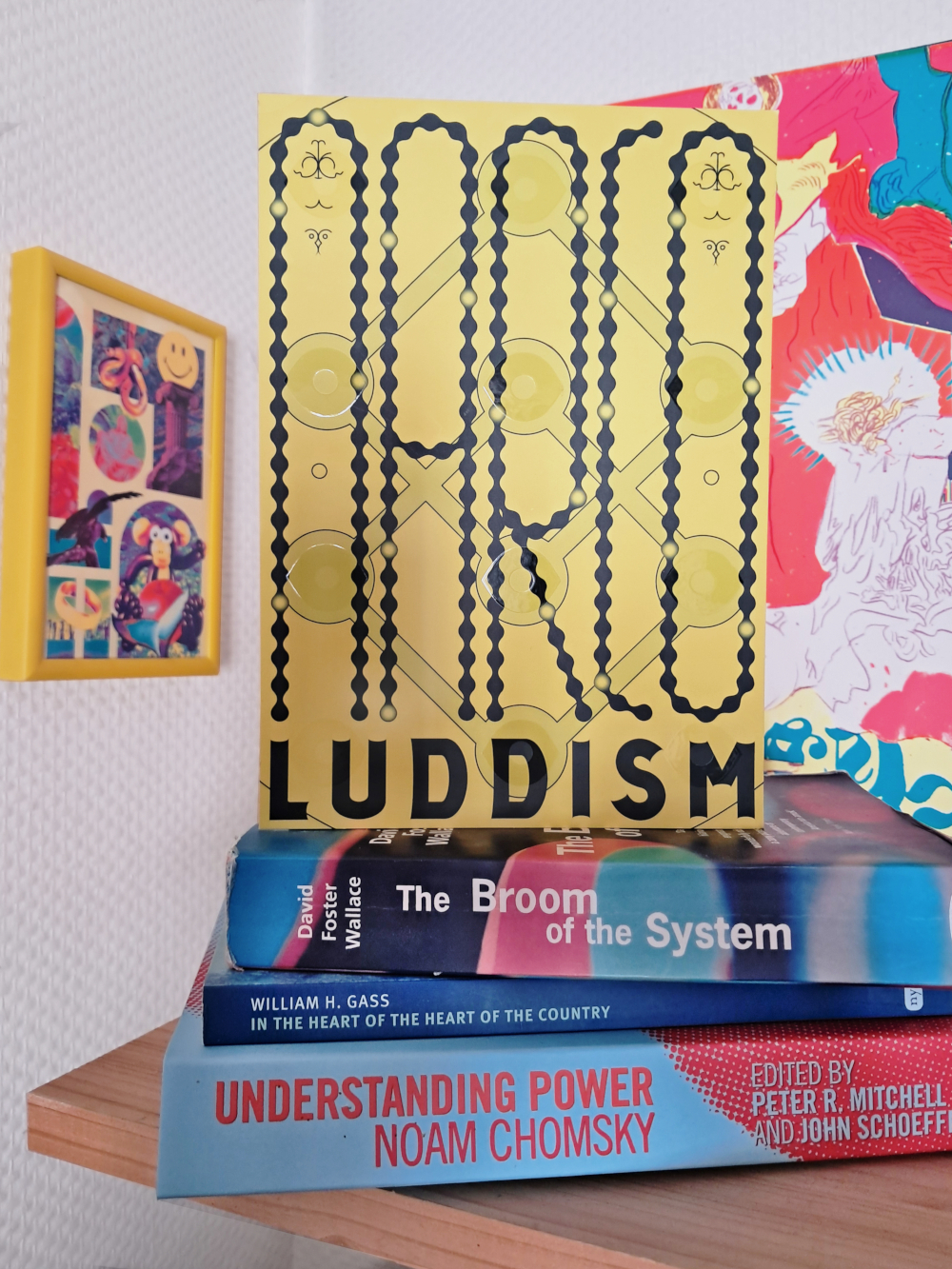 Narcoluddism set with leaflet and sticker